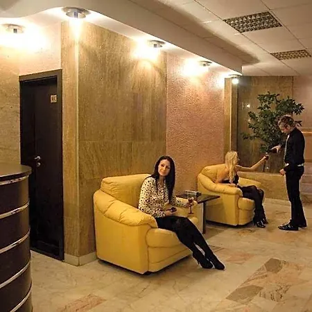 Decentria Hotel 3*